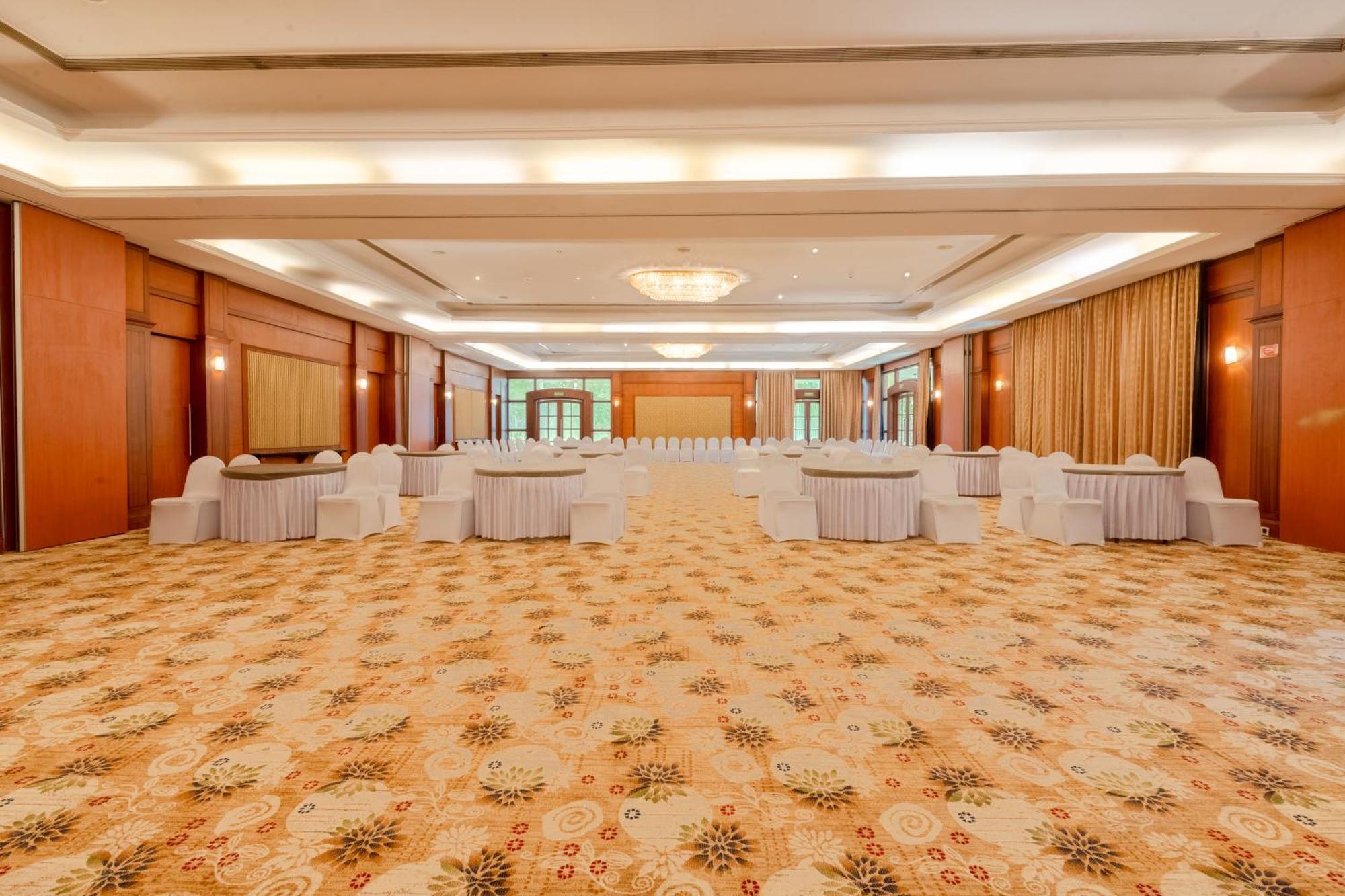 Club Mahindra Golden Landmark, Mysuru エクステリア 写真