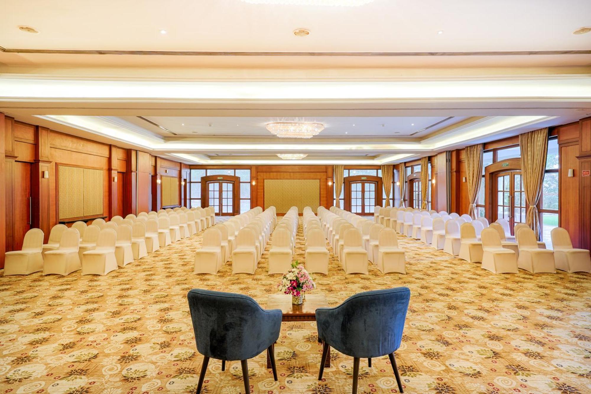 Club Mahindra Golden Landmark, Mysuru エクステリア 写真